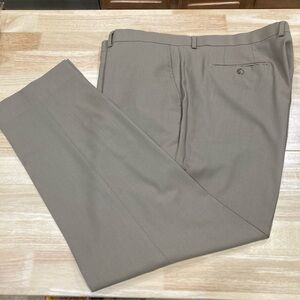 🩵 2/$15 JV Reflex Stretch Men’s Taupe Flat Front Dress Pants Size 46R